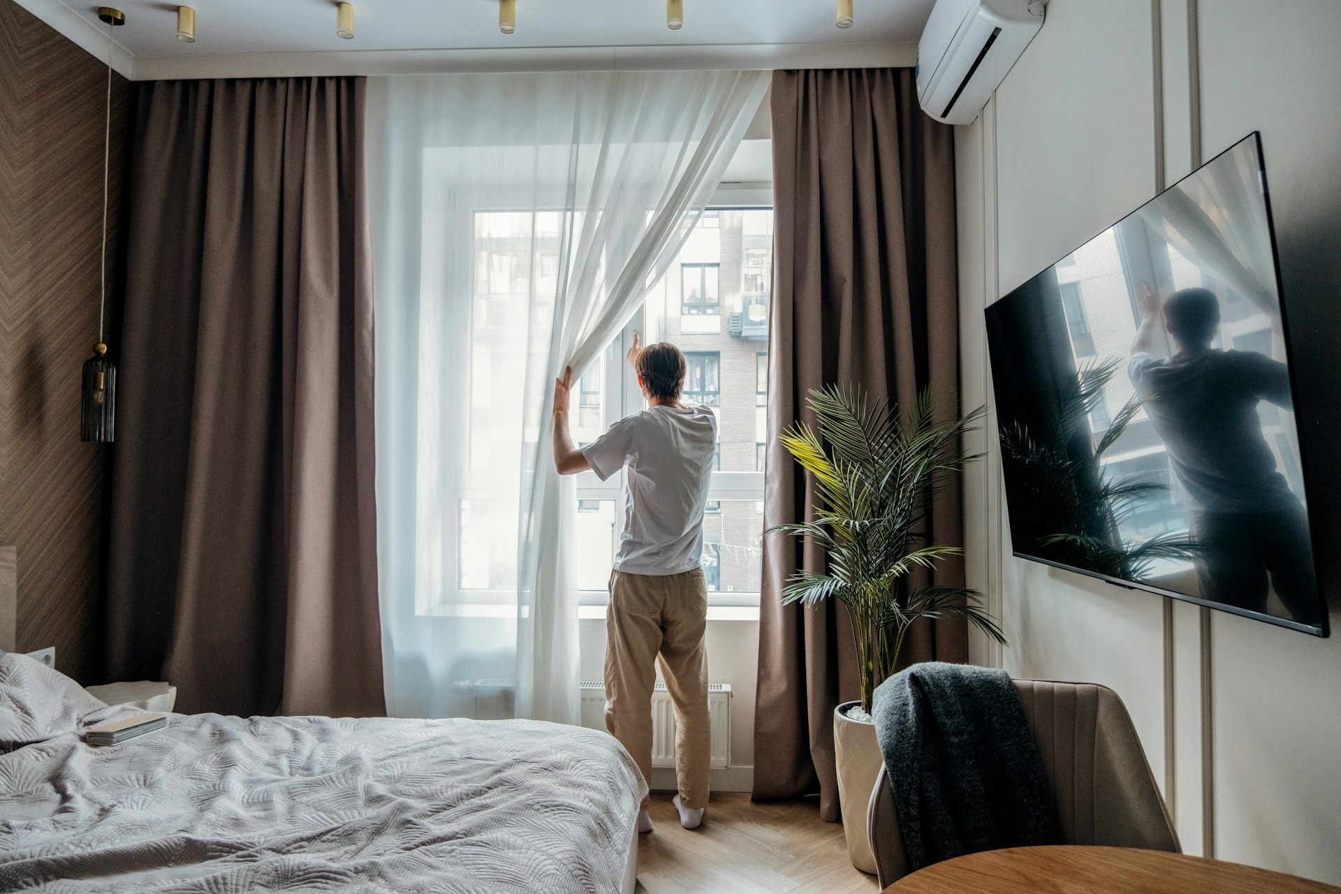 Room With Air Conditioning
